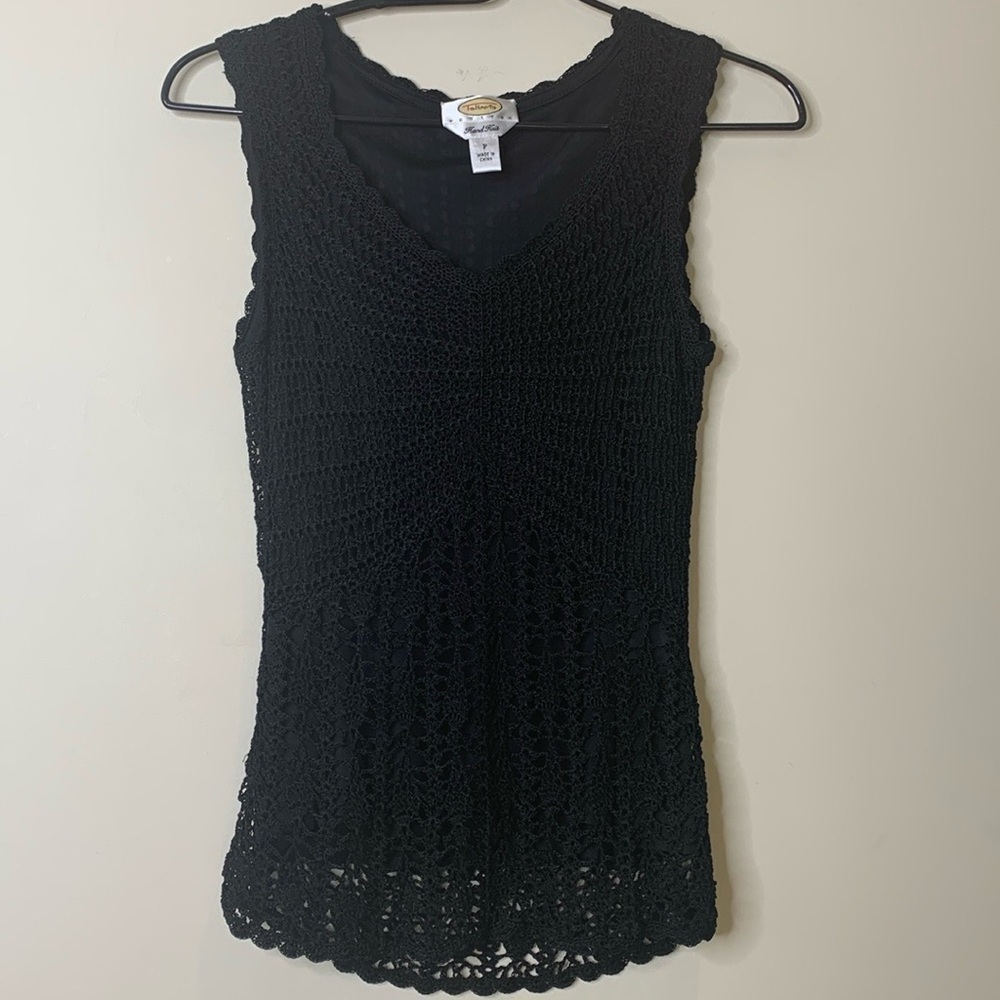 Talbots Petites Black Hand Knit Crochet Lace V-Neck Sleeveless Top